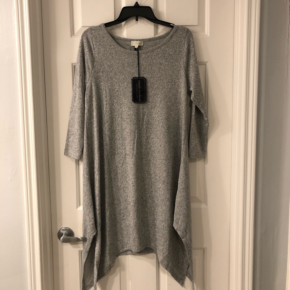 SIMPLY SOUTHERN - Tunic with handkerchief hem